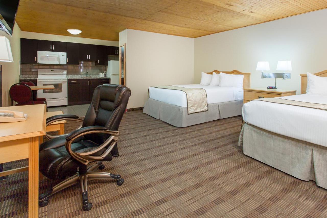 Econo Lodge Inn & Suites Medicine Hat Kültér fotó