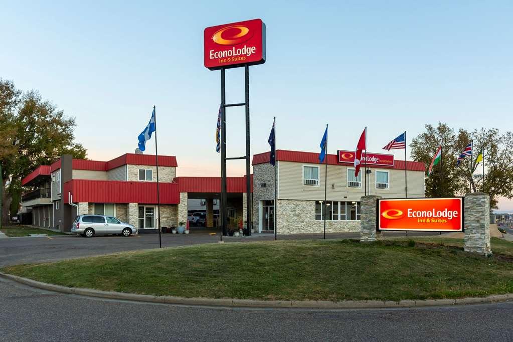 Econo Lodge Inn & Suites Medicine Hat Kültér fotó