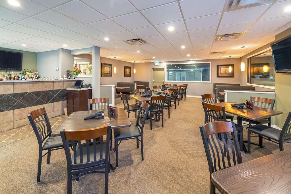 Econo Lodge Inn & Suites Medicine Hat Étterem fotó